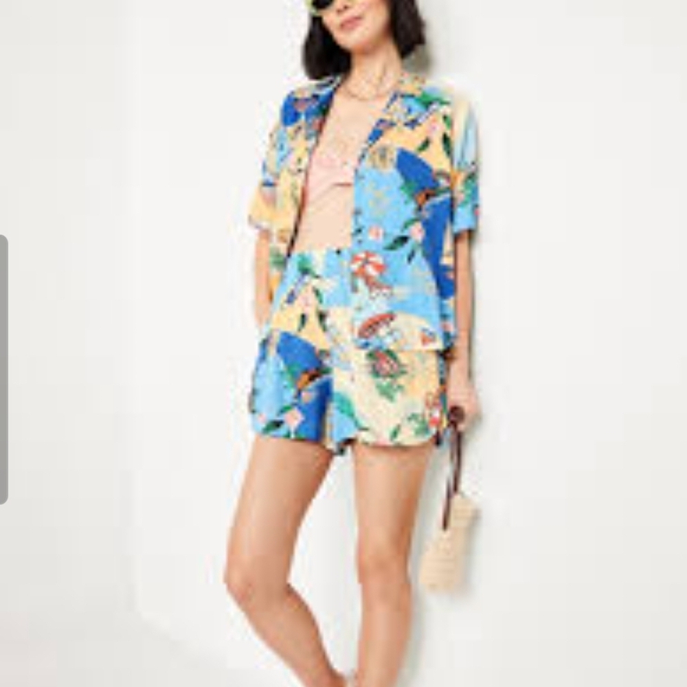 Old Navy Colorful High Waist Women Short Set.